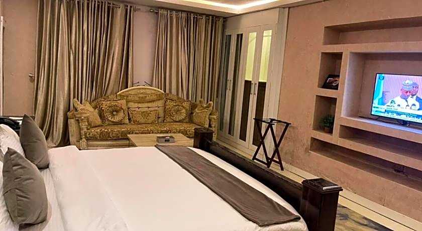 The Palms Hotel By Laterre