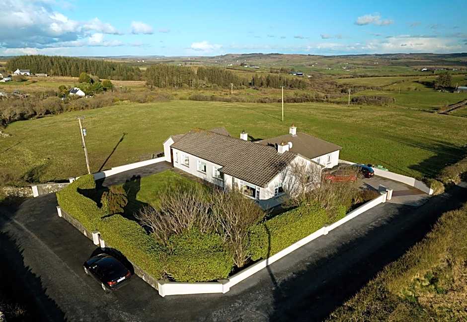 Photo 1 of 25 of Lahinch View