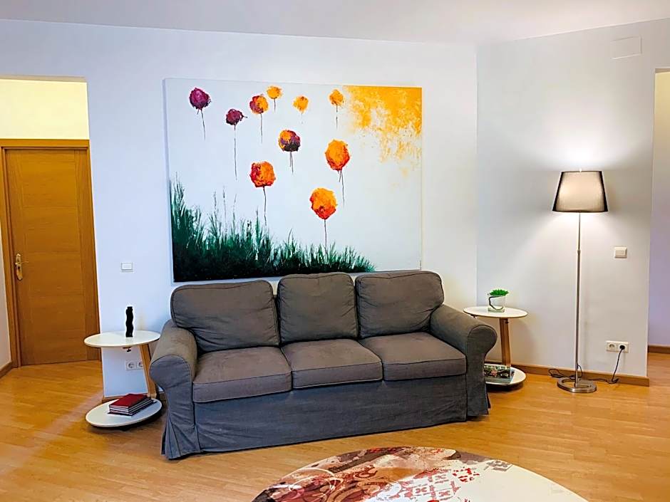 Super Balmes Guest House