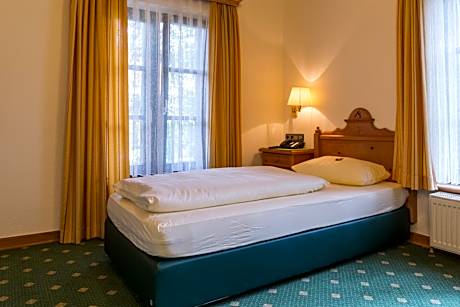 Comfort Single Room