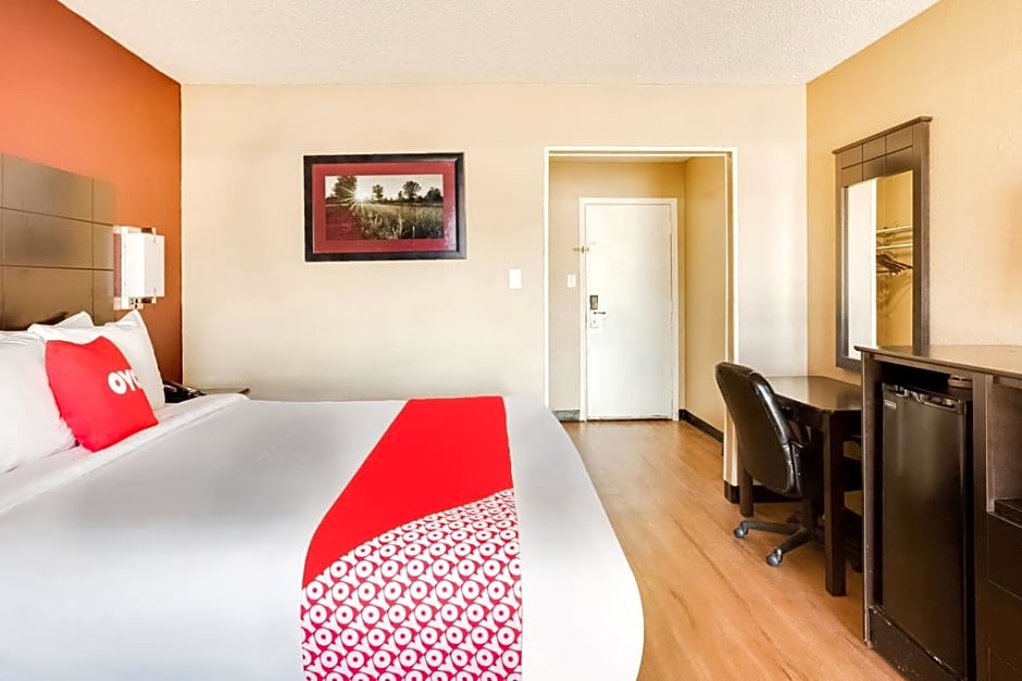 OYO Hotel Tyler Northwest Mineola Hwy