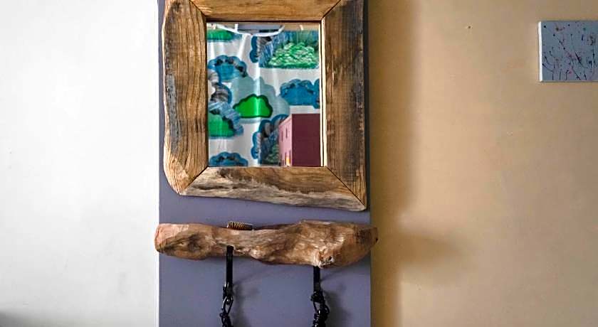 Dulan The Travel Bug Bistro Inn