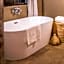 Minara Private Boutique Game Lodge