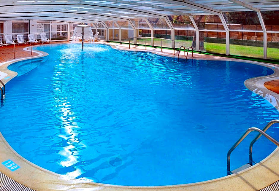 GHT Oasis Park & Spa