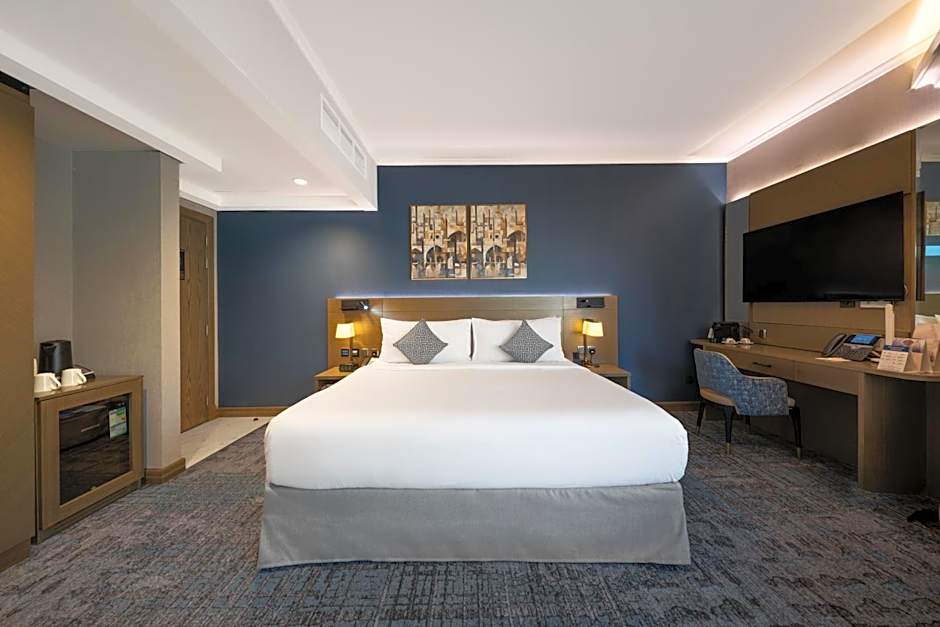 Photo 1 of 4 of Family Suite