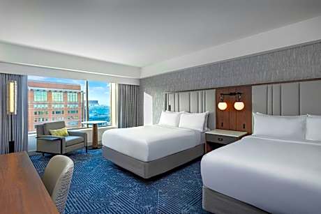 Double Room with Harbor View - Mobility Accessible with Roll-In Shower