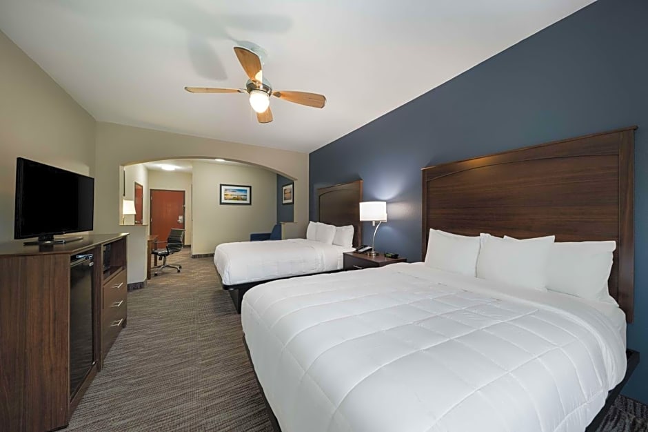 Best Western Plus Lake Dallas Inn & Suites