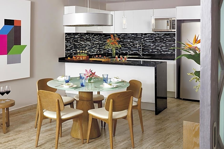 The Fives Beach Hotel & Residences All Senses Inclusive