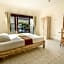 Azalea Homestay & Villa