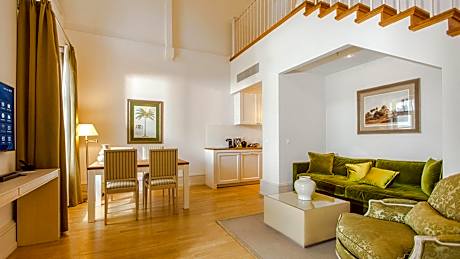 Exclusive Orangerie Suite