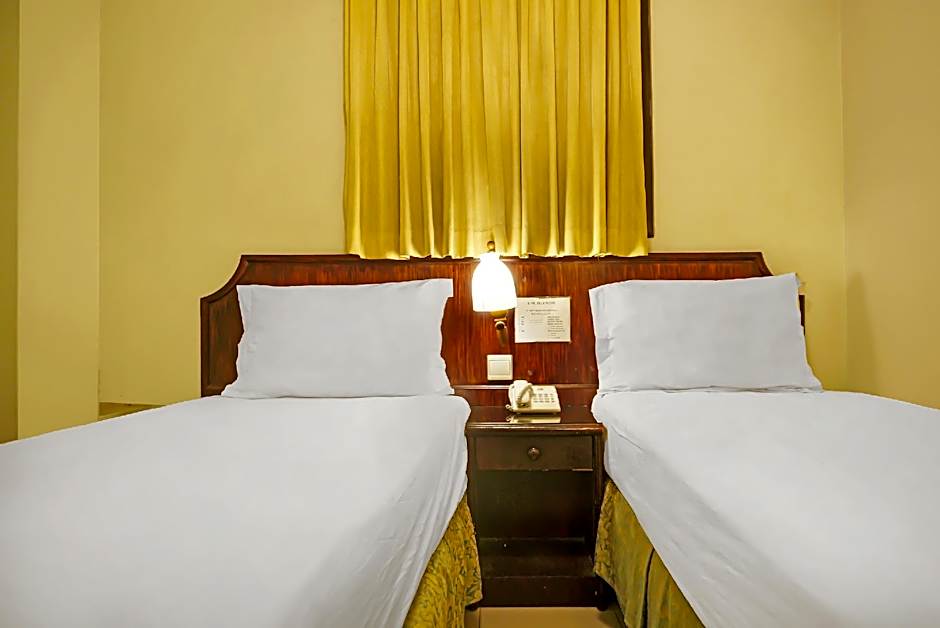 Collection O 92690 Hotel Limas