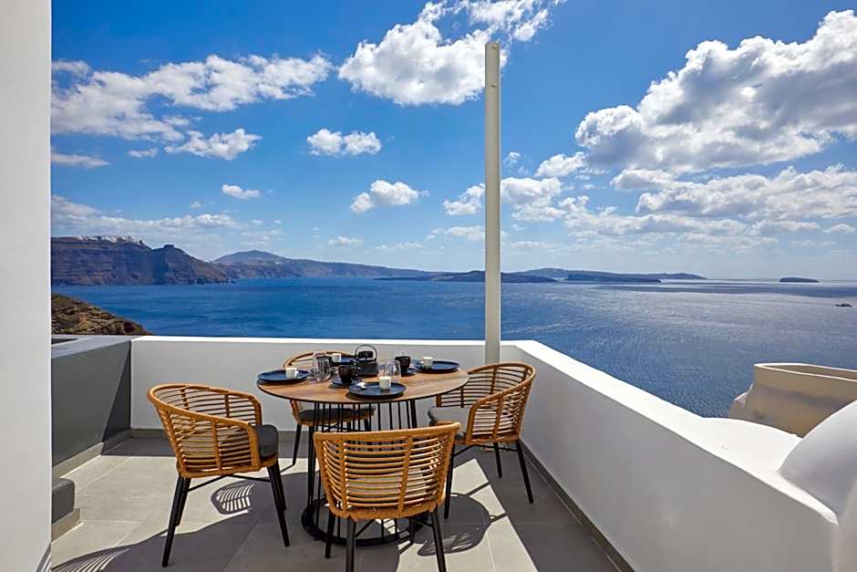 Allure Breeze Suites