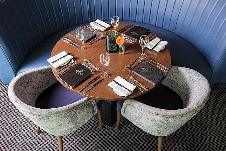 Shearwater Hotel & Spa