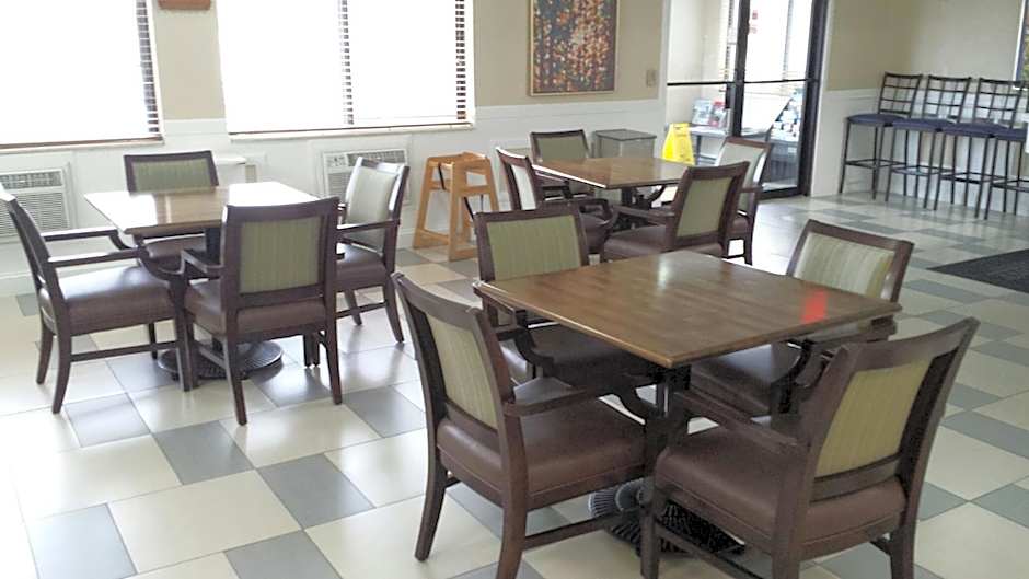 Baymont by Wyndham Ames