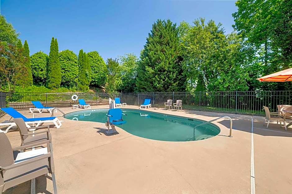 Comfort Inn Asheville Airport