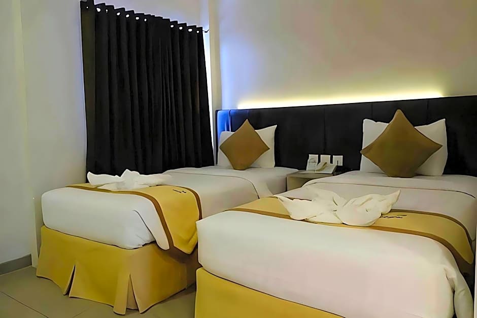 Splash Hotel
