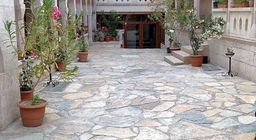 Nature Park Cave Hotel