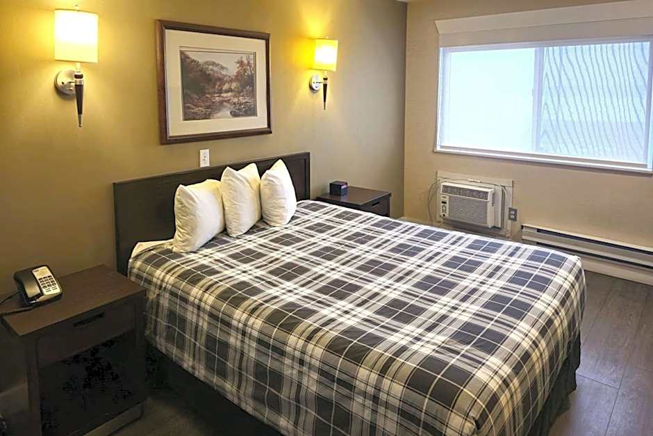 Rodeway Inn & Suites