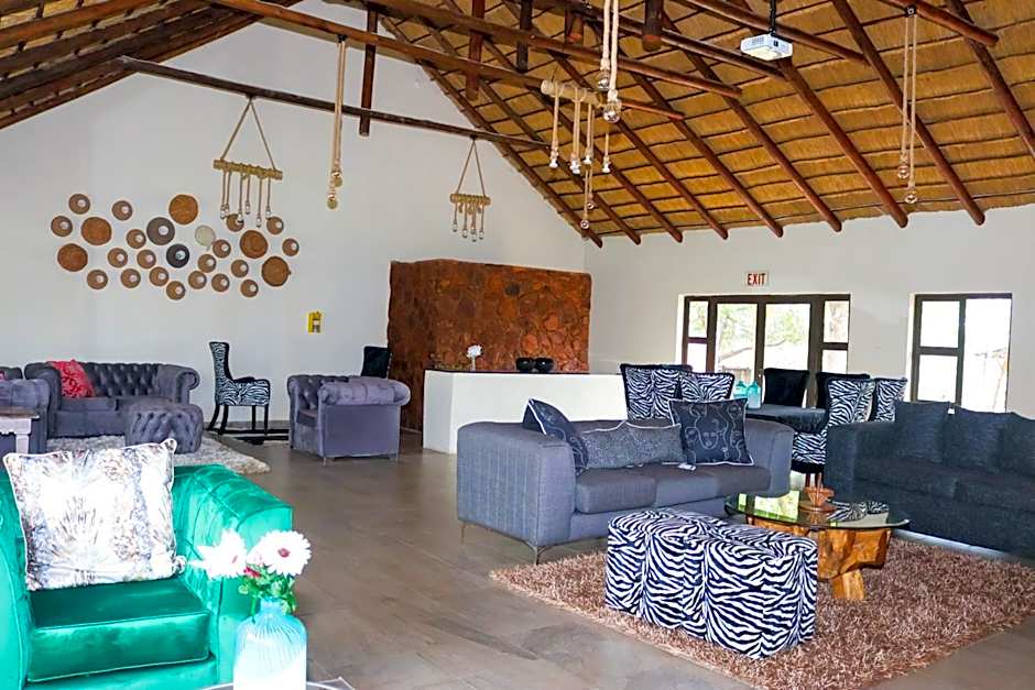 Mela Luxury Game Lodge