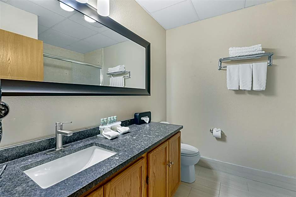 Best Western Firestone Inn & Suites