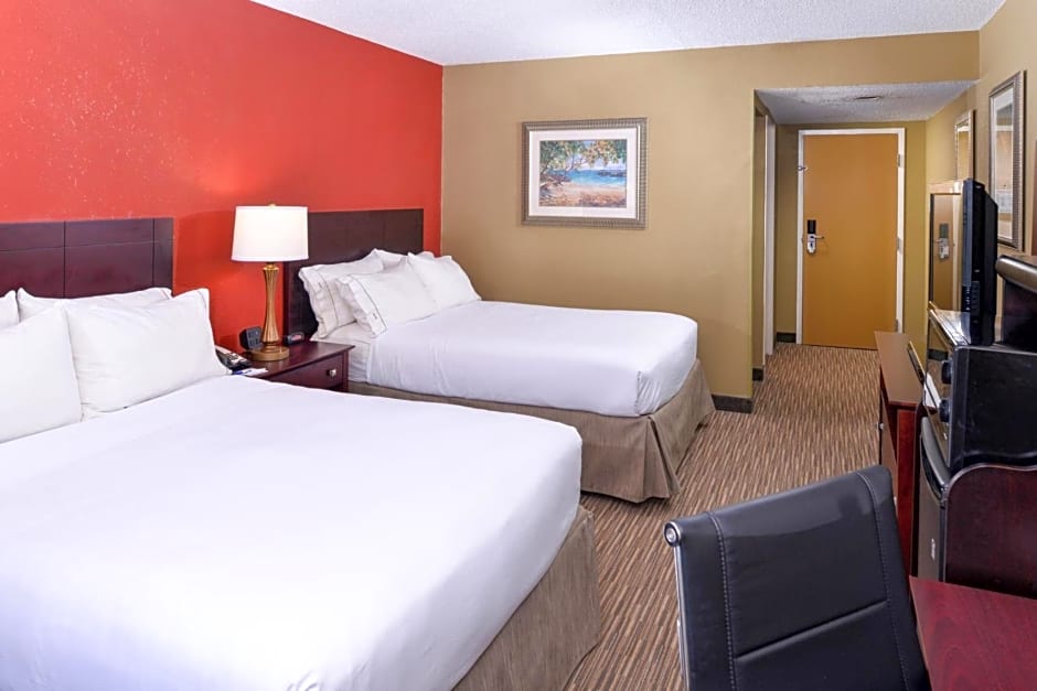 Holiday Inn Express Hotel Clearwater East - ICOT Center By IHG