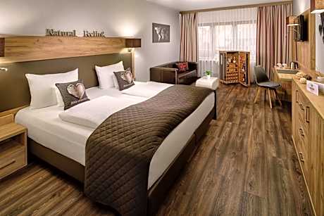 Neo Styles Junior Suite
