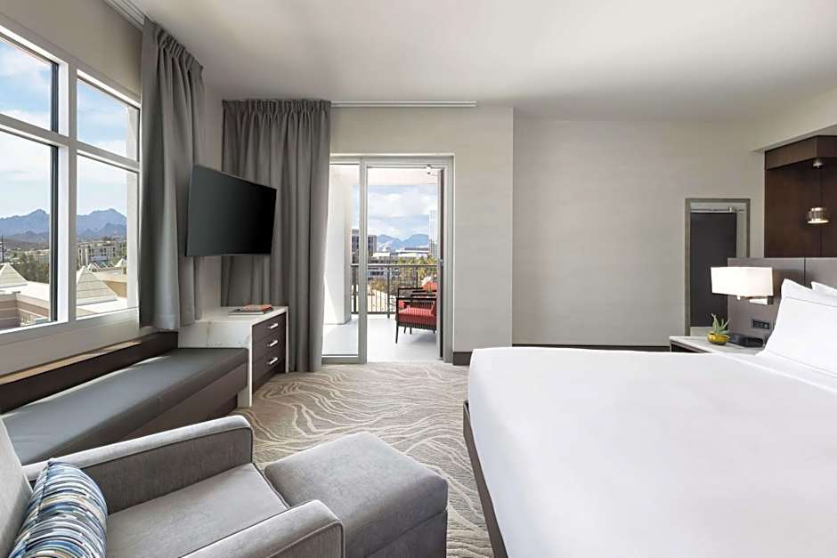 DoubleTree by Hilton Tucson Downtown Convention Center, AZ