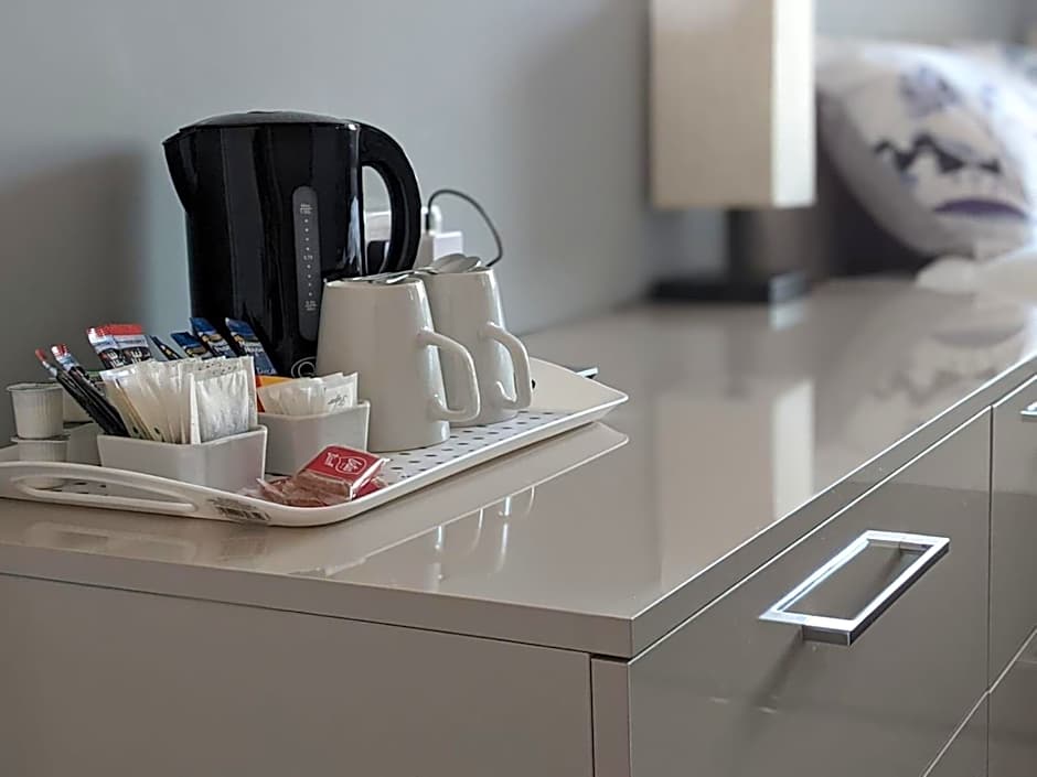 The Halfway House Inn