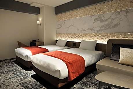Deluxe Twin Room - High Floor