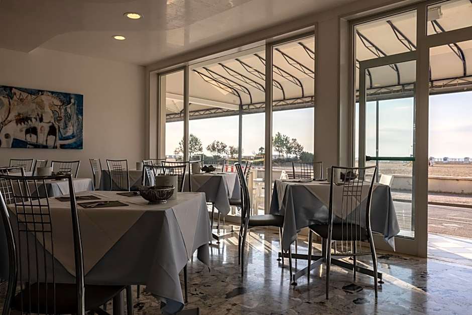 Hotel Riviera