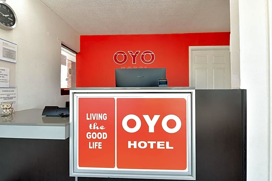OYO Hotel Valdosta GA I-75