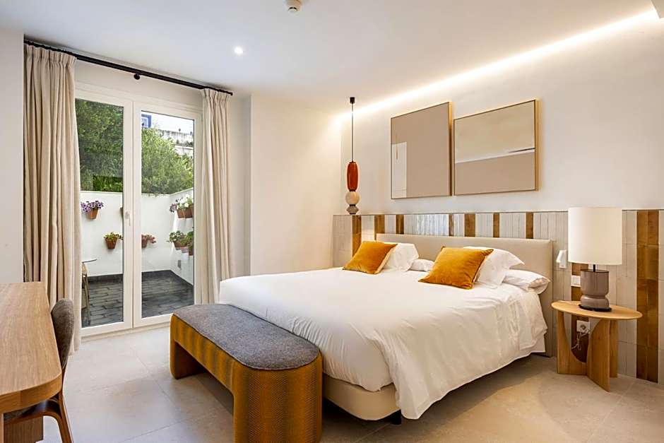 Aristoy - by Grupo Tribu