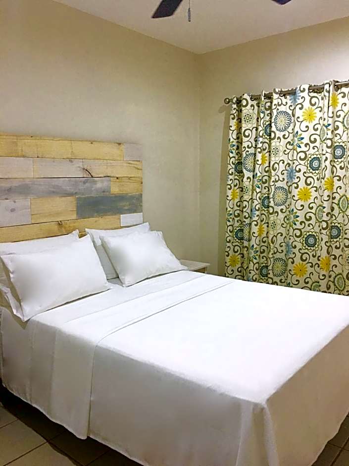 Ten North Tamarindo Beach Hotel