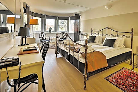 Superior Single Room