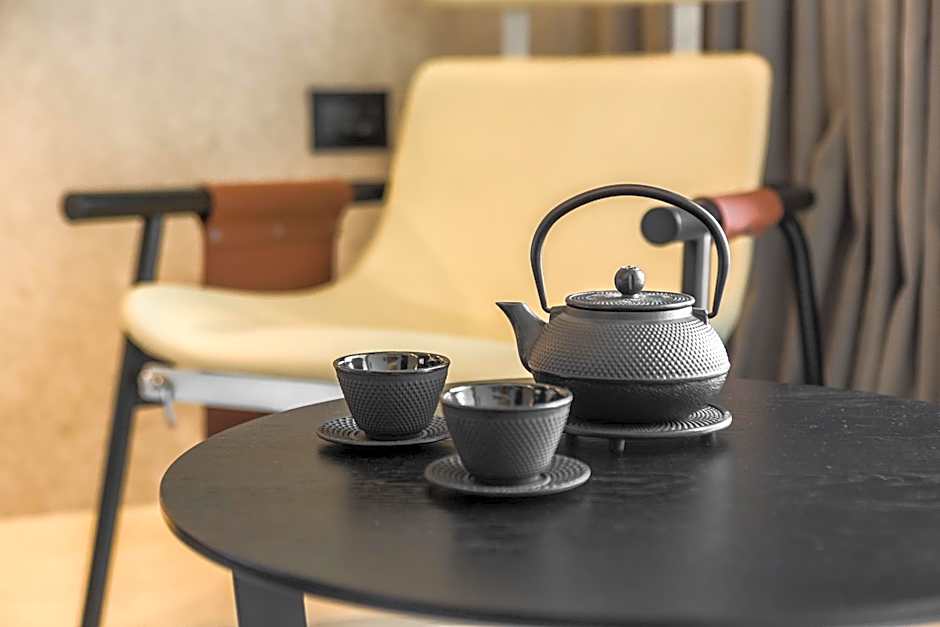 Canale Hotel & Suites