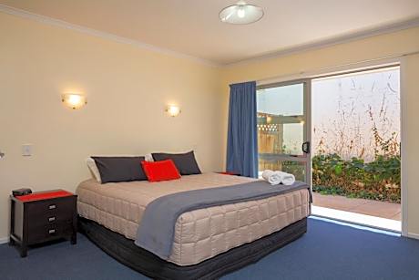 One-Bedroom Apartment with Spa Bath