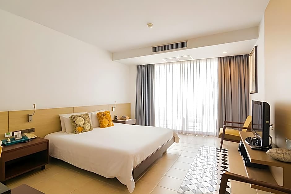 Baboona Beachfront Living