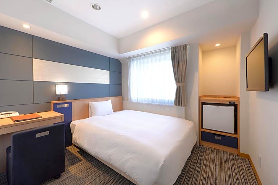 Photo 1 of 8 of Single Room - Non-Smoking