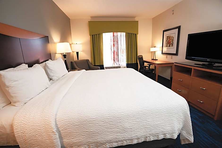 Fairfield Inn & Suites by Marriott Kearney
