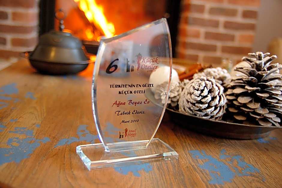 Beyaz Ev Agva - Adult only +15