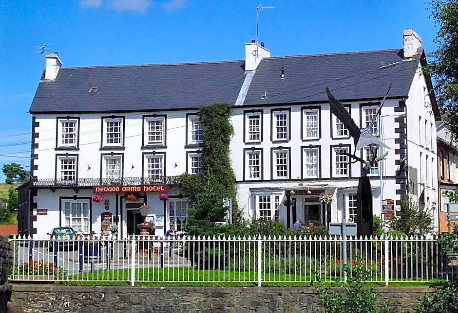 Neuadd Arms Hotel