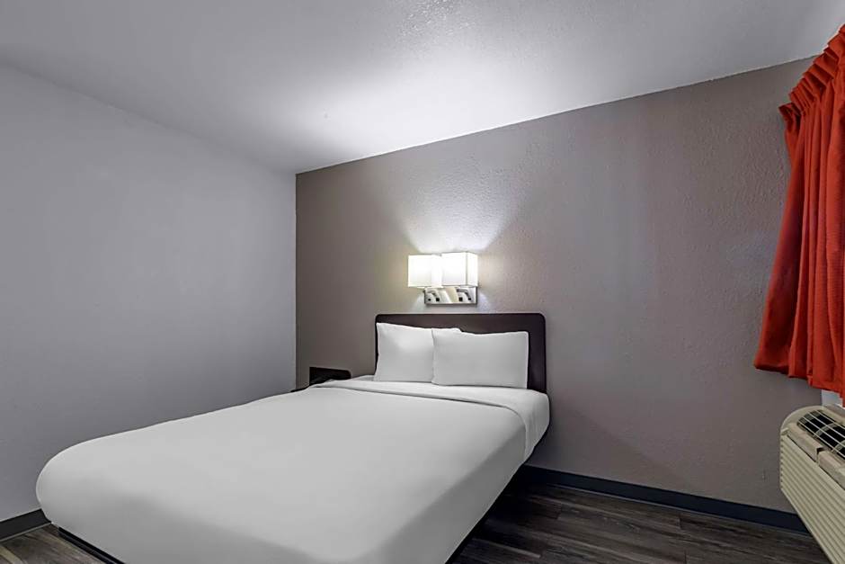 Motel 6 Elizabethtown, KY