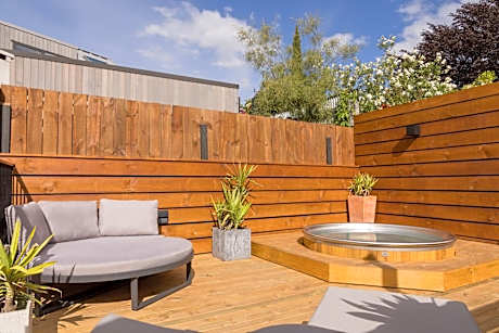 The Black Sheep Backpackers