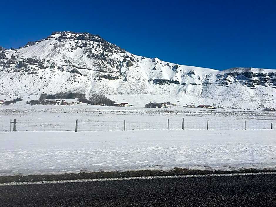 Litla-Hof Guesthouse