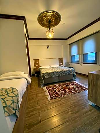 Comfort Quadruple Room