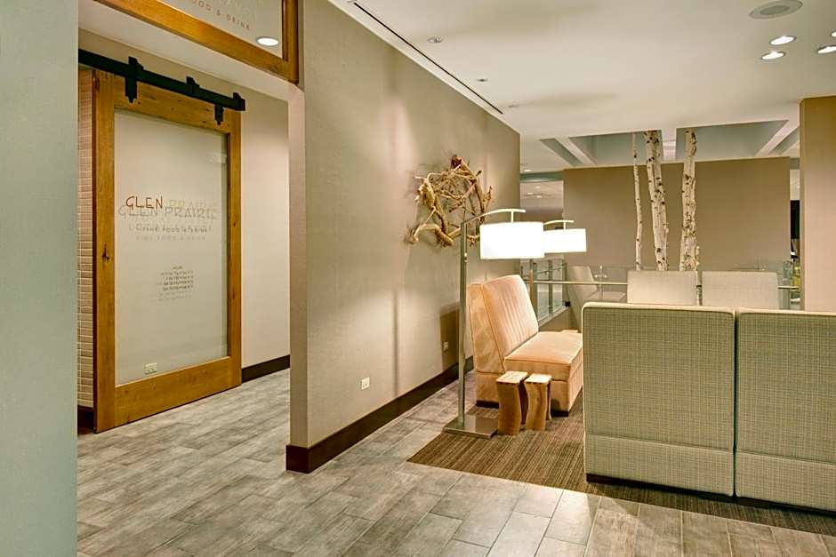 Crowne Plaza Hotel Glen Ellyn/Lombard By IHG