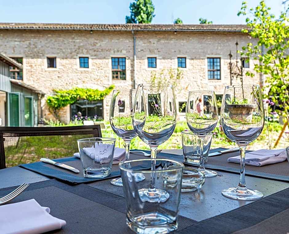 Demeures et Châteaux l'Abbaye Caladoise