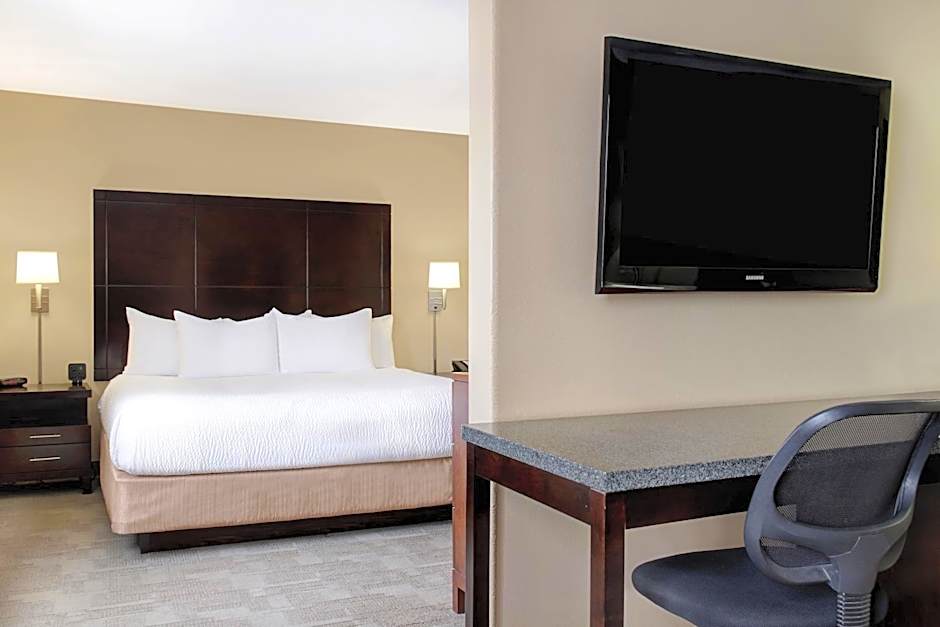 Days Inn by Wyndham Medicine Hat