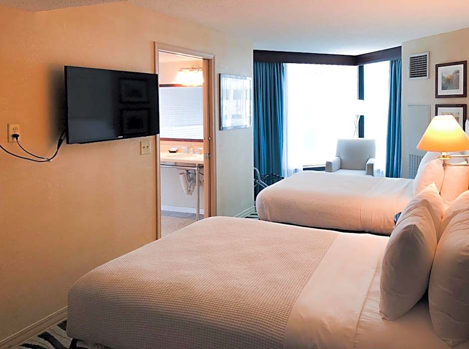 Fort Pontchartrain Detroit, a Wyndham Hotel