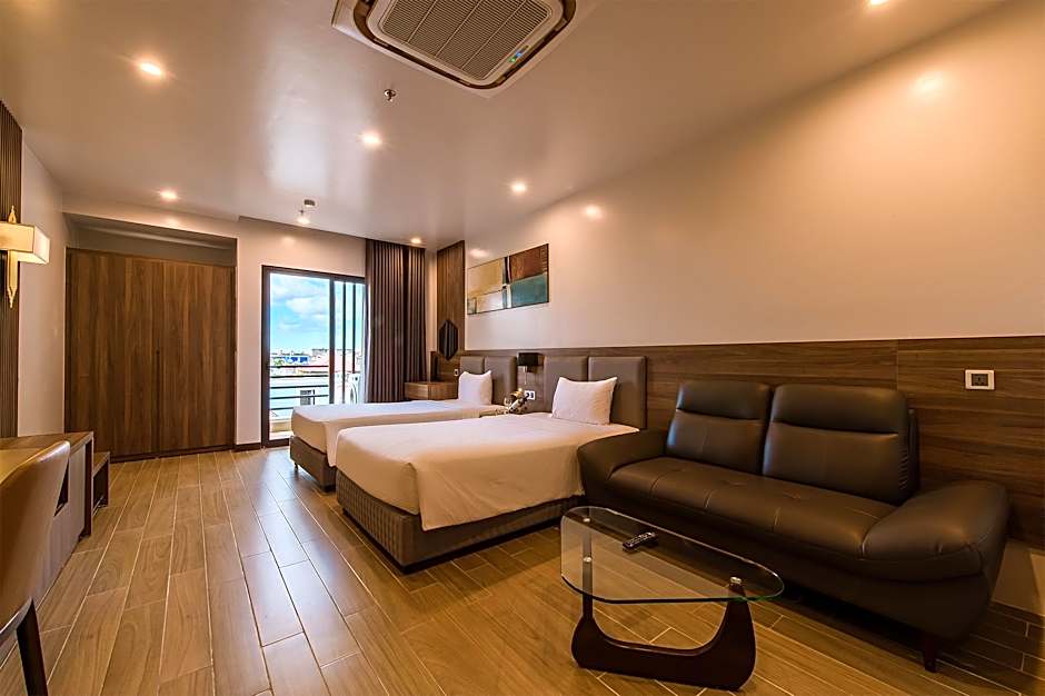 Zen Riverside Hotel n Residences